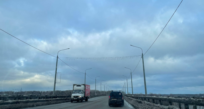 В Кировской области ограничили движение по мостам 