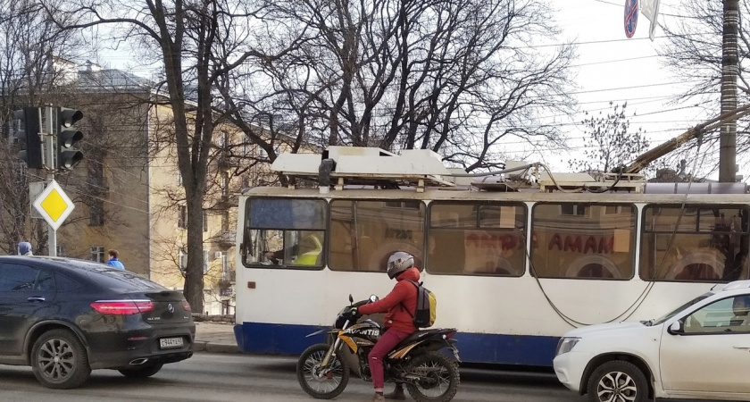 Бегите от них без оглядки: названы имена мужчин, которые не годятся для отношений