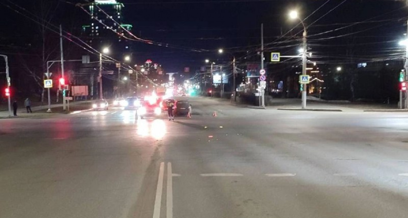 В Кирове из-за столкновения двух легковушек пострадала четырехлетняя девочка