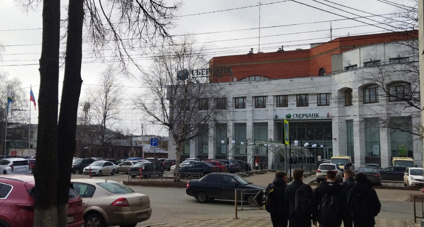 Не ждите подарков: эти три имени носят мужчины-скряги, которые берегут каждую копейку