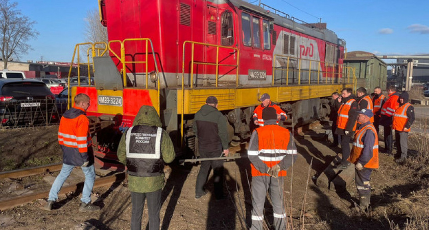 В Кирове с железнодорожного пути сошел тепловоз: делом занимается прокуратура