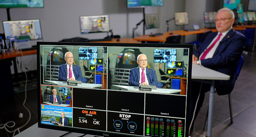 На более тысячи вопросов с прямой линии губернатора уже даны ответы