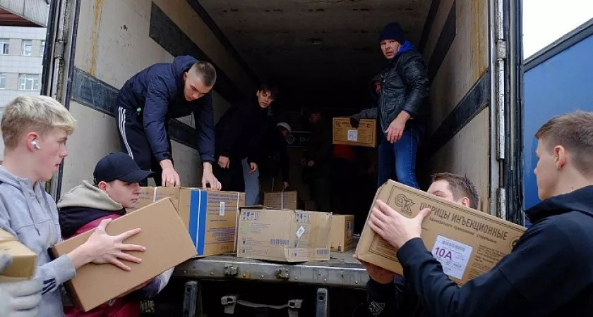 Кировчане смогут отправлять десятикилограммовые посылки в зону СВО бесплатно