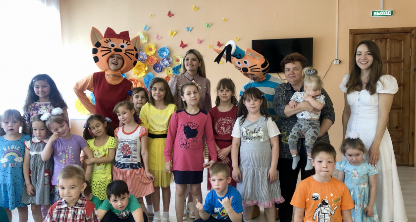 Газовики поздравили воспитанников детского дома с Международным днем защиты детей