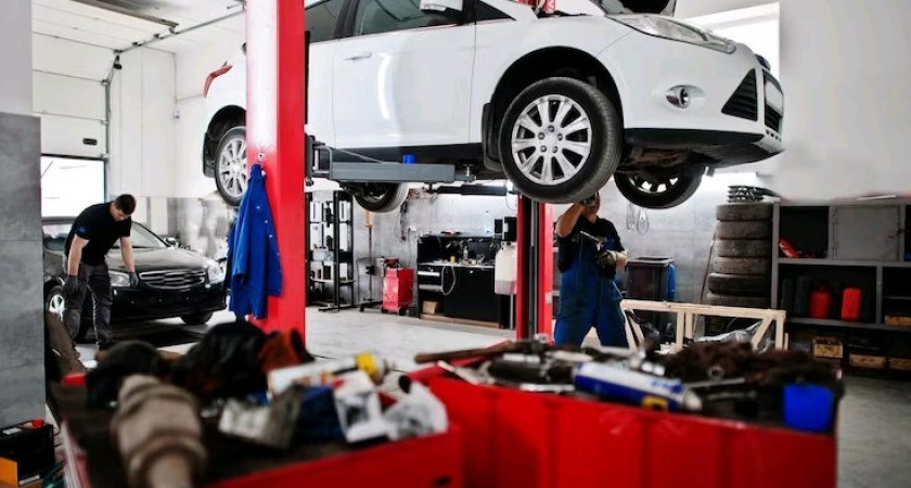 Что сейчас происходит с автосервисами и дилерскими центрами?