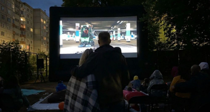 В Кирове все лето будет работать кинотеатр под открытым небом 