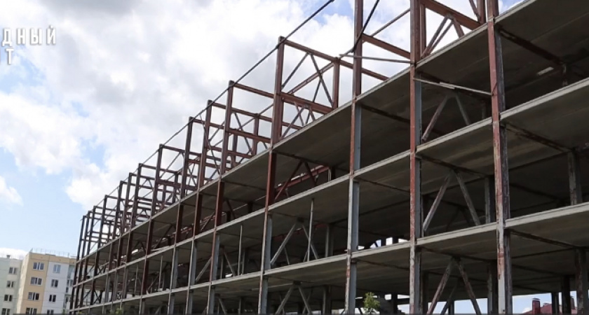 В Кировской области на территории опасного недостроя играют дети 