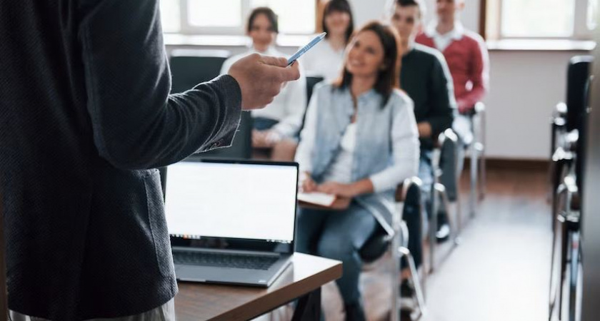 Преподаватели вузов и ссузов Кирова принимают участие в Летней школе Сбера Digital Summer