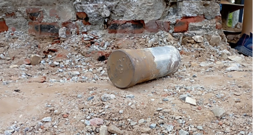 В Кировской области у памятника павшим в годы ВОВ бойцам нашли капсулу времени