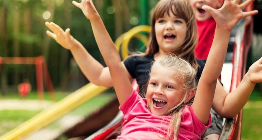 Что делать, если нет денег на путевку в детский лагерь?