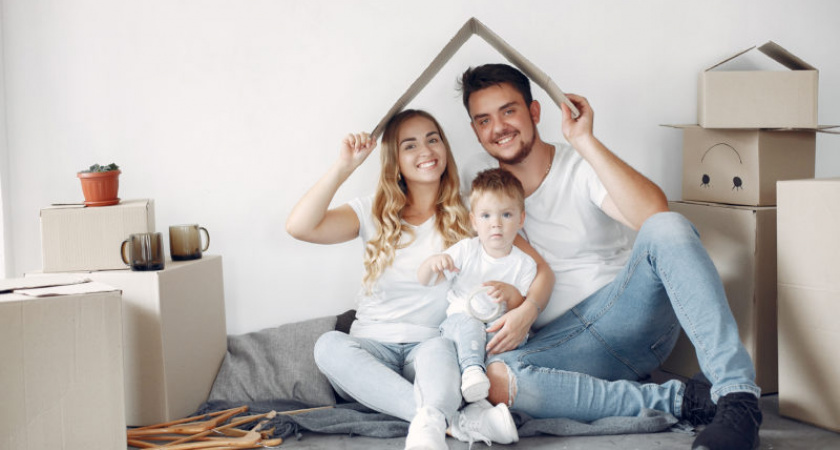 Сбер снизил ставки по "Господдержке" и "Семейной ипотеке"