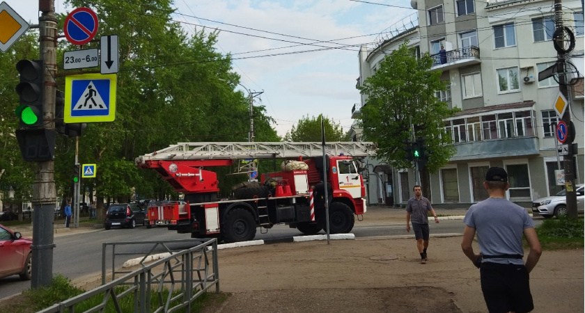 За прошедшие сутки в Кировской области произошли пять ДТП и шесть пожаров