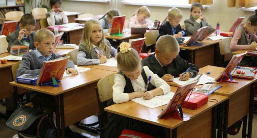 Известно, кто получит выплату 10 тысяч рублей к школе в 2023 году