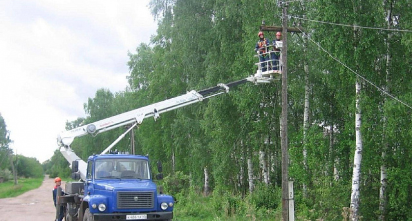 Почти восемь тысяч жителей Кировской области остались без света из-за грозы