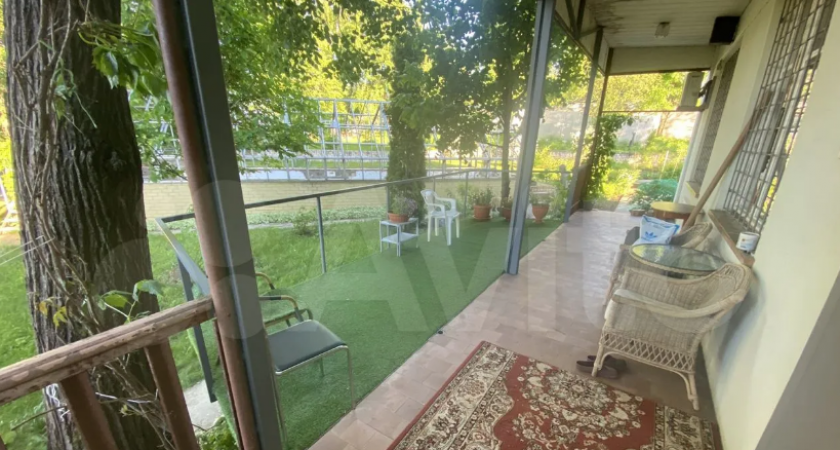 В Кирове выставили на продажу коттедж за 61 миллион рублей