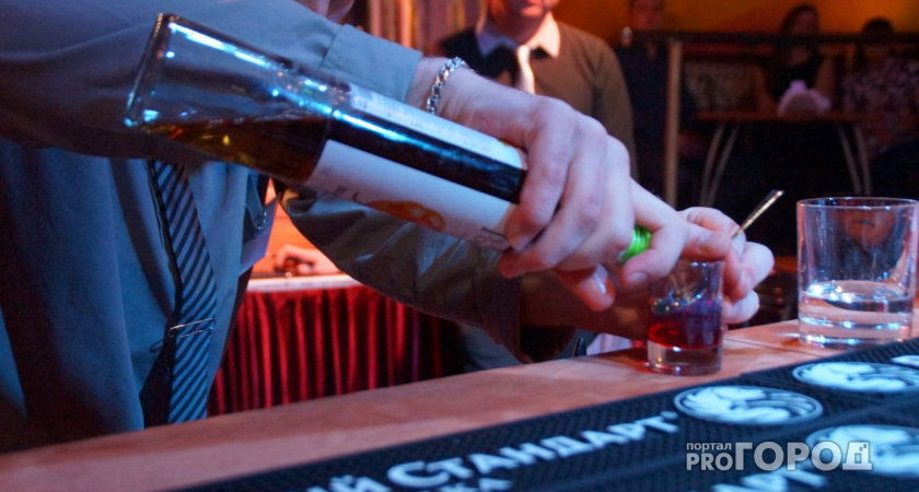 Продавали детям и без лицензии: в Кировской области 1 сентября торговали поддельным алкоголем