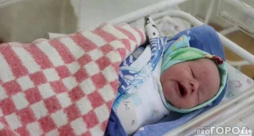 Семья из Кировской области назвала новорожденного малыша необычным именем 