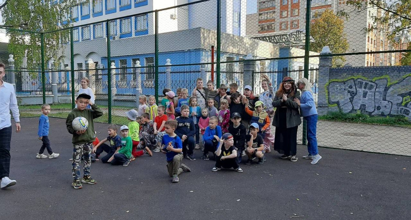 В Кирове прошло открытие новых детской и спортивной площадок