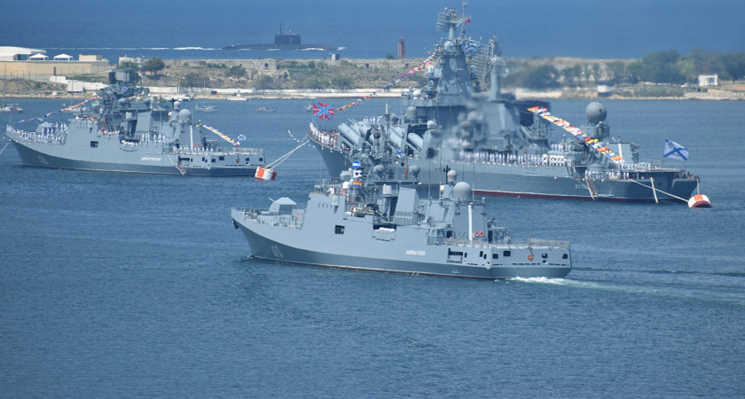 По штабу Черноморского флота в Севастополе нанесли ракетный удар