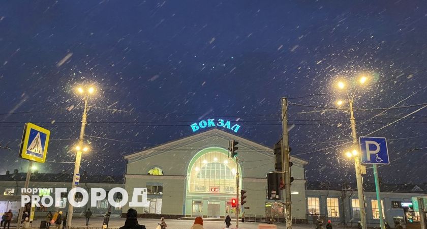 Известно, как украсят Привокзальную площадь к Новому году в Кирове