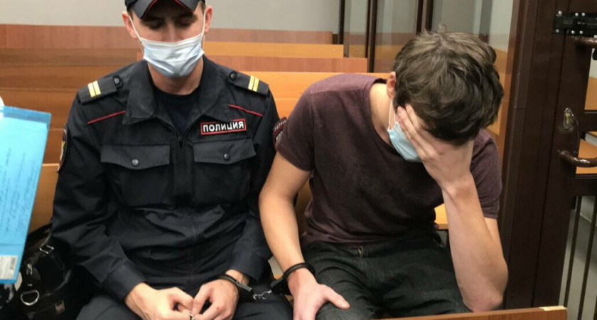 Житель Кировской области стал фигурантом уголовного дела, выдавая себя за женщину 