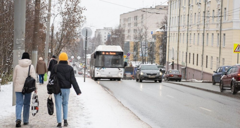В Кирове девять автобусных маршрутов 1 ноября изменят работу