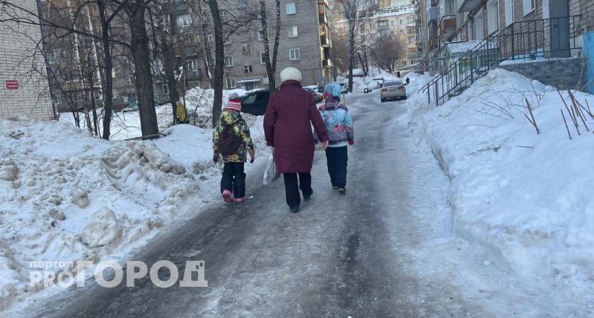 В Кировской области работу органов власти будут оценивать по их отношению к интересам семей