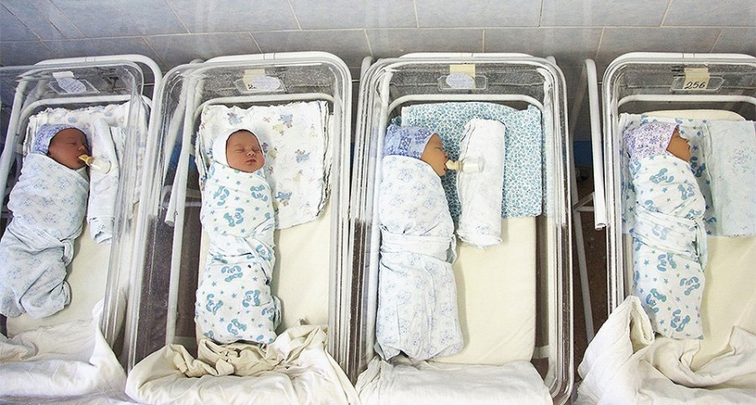 Дети рожают детей: в Кировской области четыре ребенка родились у мам младше 16 лет