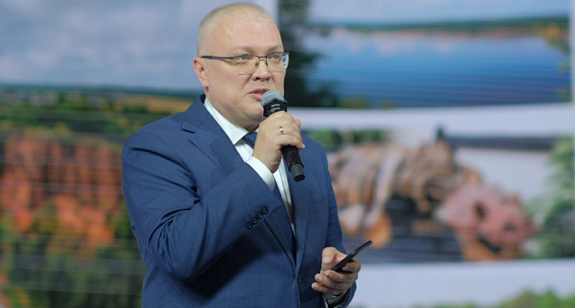 Губернатор Александр Соколов рассказал россиянам о регионе белой нефти и территории детства