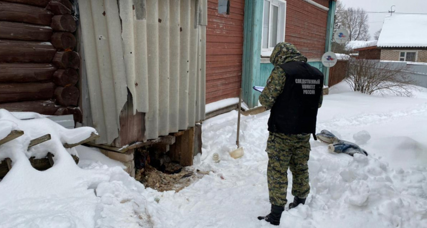 Тело гнило в выгребной яме: в Кировской области пропавшего без вести мужчину нашли спустя три года  
