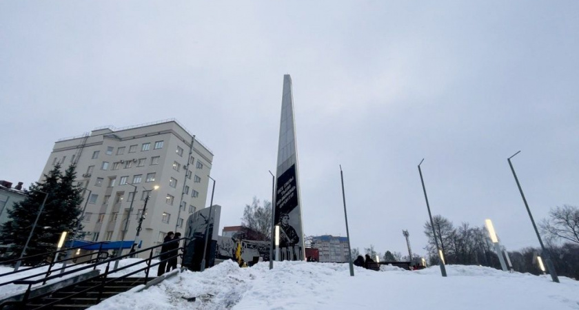 Кировчане нашли дефекты на стелле за 62 миллиона: как это прокомментировали в мэрии