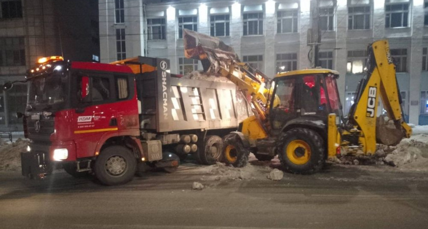 Опубликован график уборки снега в Кирове на 27-28 декабря