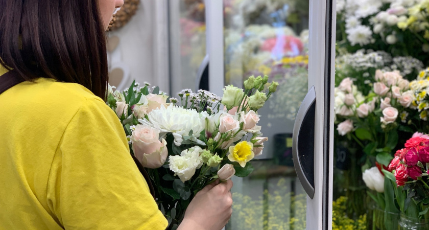 Букеты к 8 марта россиянам придется покупать на 15–20% дороже