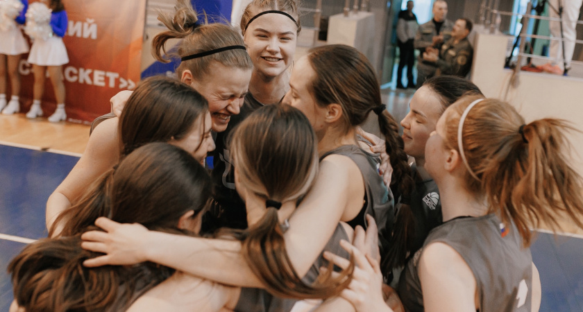 Команда девушек из Вахрушей победила в финале чемпионата ПФО ШБЛ "КЭС-БАСКЕТ"