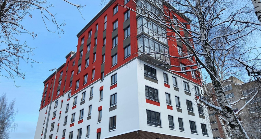 В центре Кирова ввели в эксплуатацию новый жилой дом класса "комфорт"