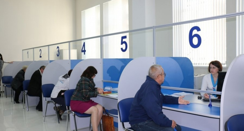 Жителям Кировской области рассказали о сроках выплат пособий в мае