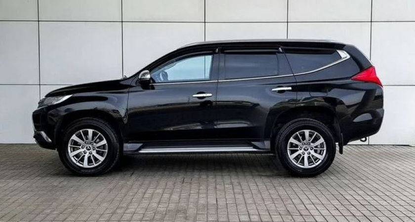 Дорожный комитет Кировской области отремонтирует иномарку за 1,3 миллиона рублей