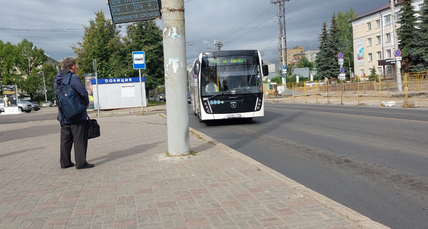В Кирове изменятся маршруты городского транспорта из-за крестного хода
