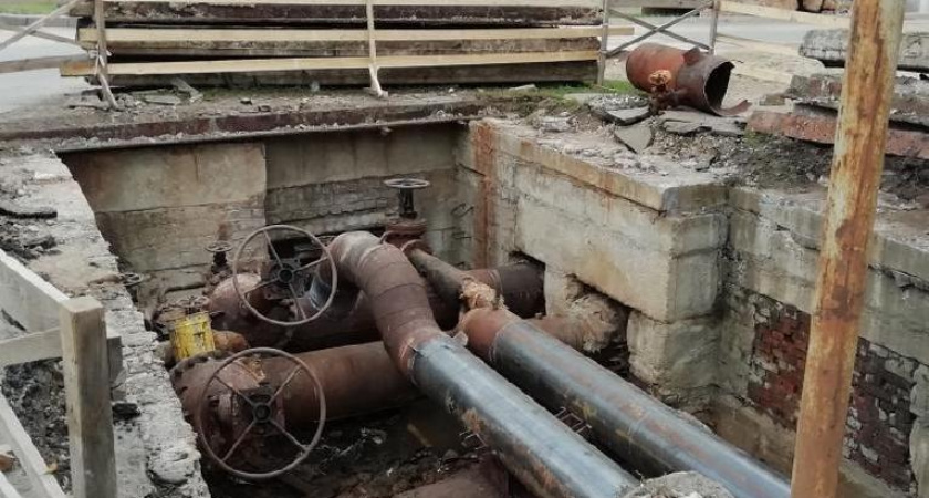 В Кирове прокуратура принудила администрацию найти владельца бесхозных труб