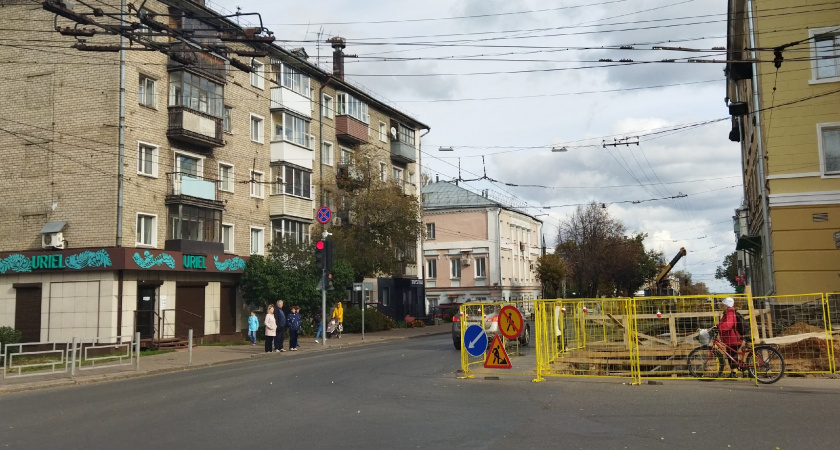 Кировчан предупредили о перекрытии трех улиц из-за ремонта теплосетей