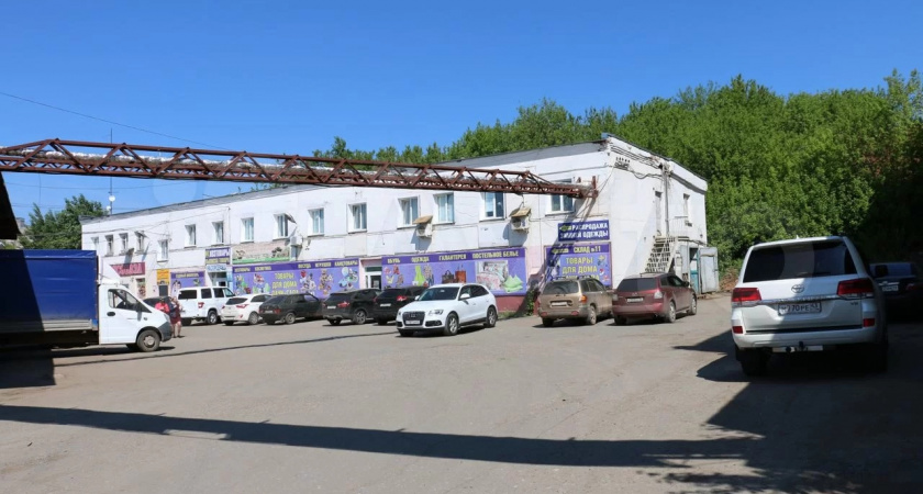 В Кирове торговая база на улице Воровского ищет нового хозяина за 185 млн рублей