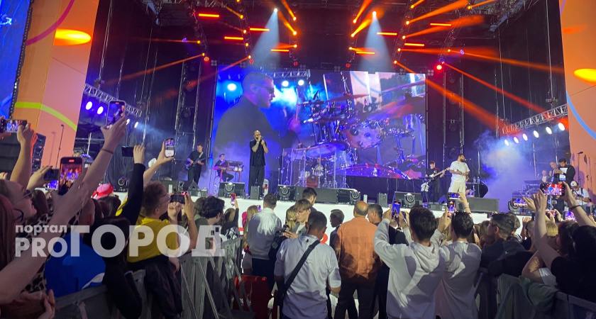 90 тысяч кировчан пришли на концерт HammAli&Navai: фоторепортаж