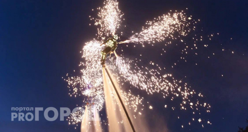 Кировчане увидели шоу "летающих людей": фоторепортаж, как это было 
