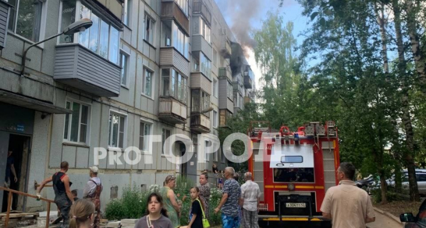 В Кирове на улице Ульяновской вспыхнула квартира в пятиэтажке