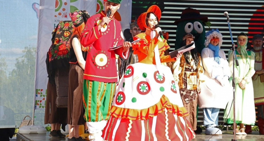 Сказочные герои со всей России собираются на Вятке в начале августа и приглашают на хоровод и забавы