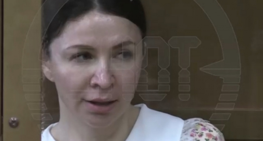 Елена Блиновская назвала себя патриотом и посылала воздушные поцелуи на суде
