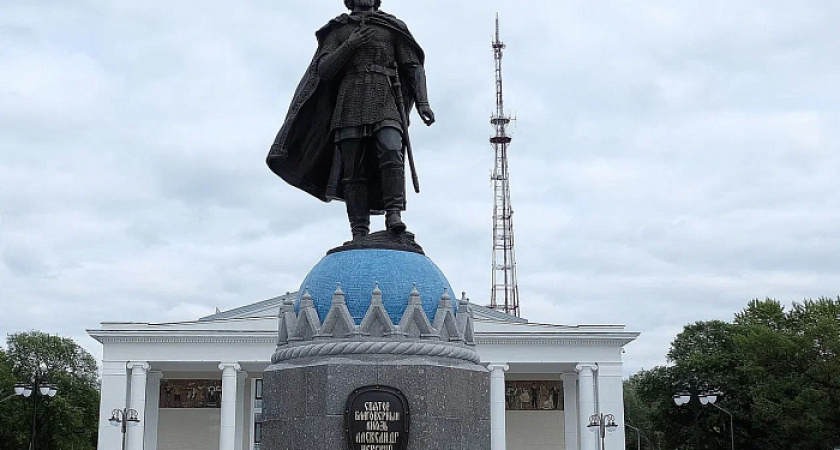 В Кирове открыли памятник великому князю Александру Невскому