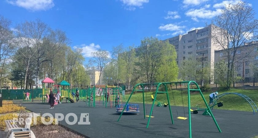 В Кировской области полиция и волонтеры ищут 16-летнюю девочку-подростка