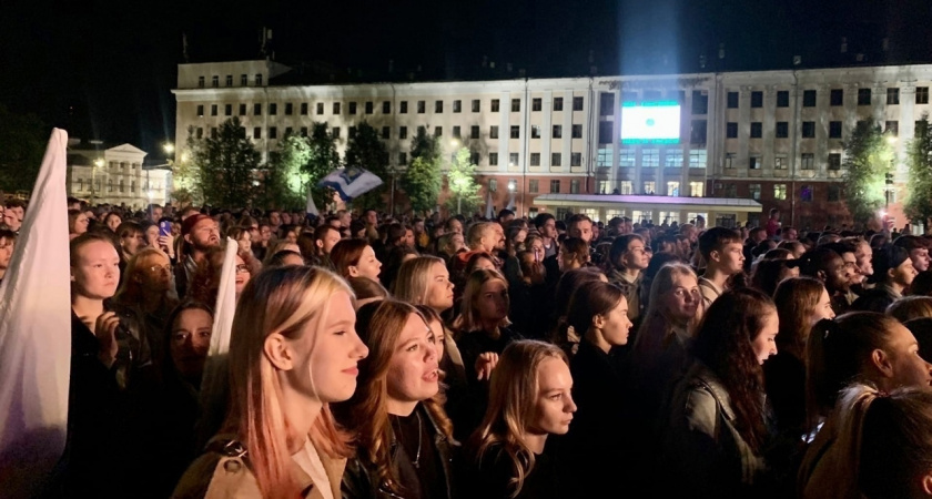 19 октября в Кирове на Театральной площади состоятся три праздничных мероприятия