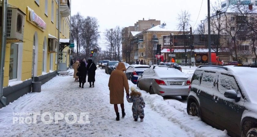 В Кировской области свыше 2 тысяч мам получают "зарплату" за рождение первенца